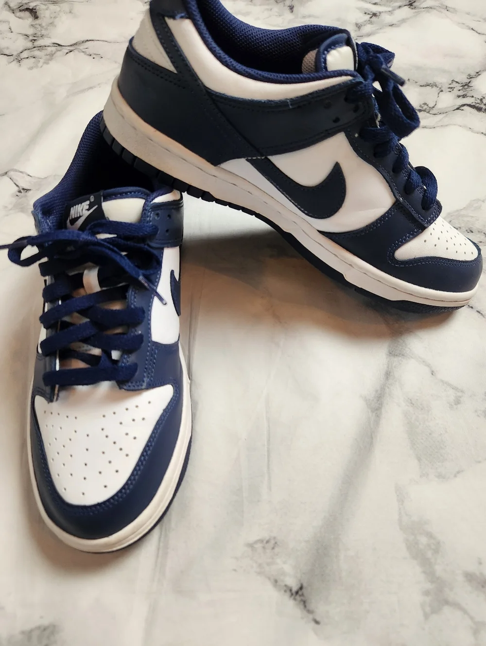 Nike classic low
